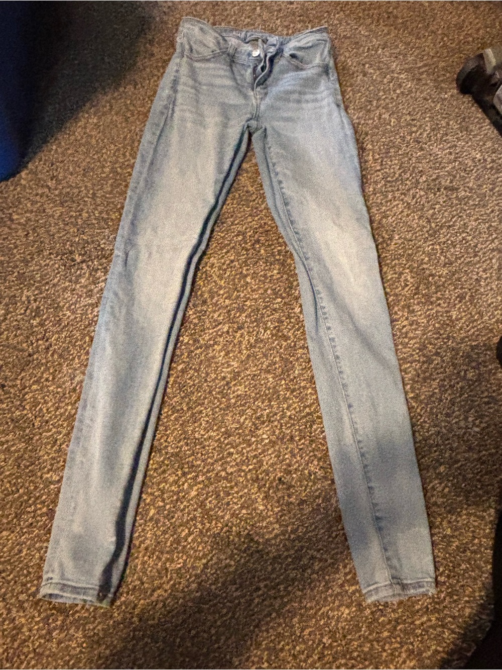 American Eagle Outfitters Light Blue Skinny Jeans